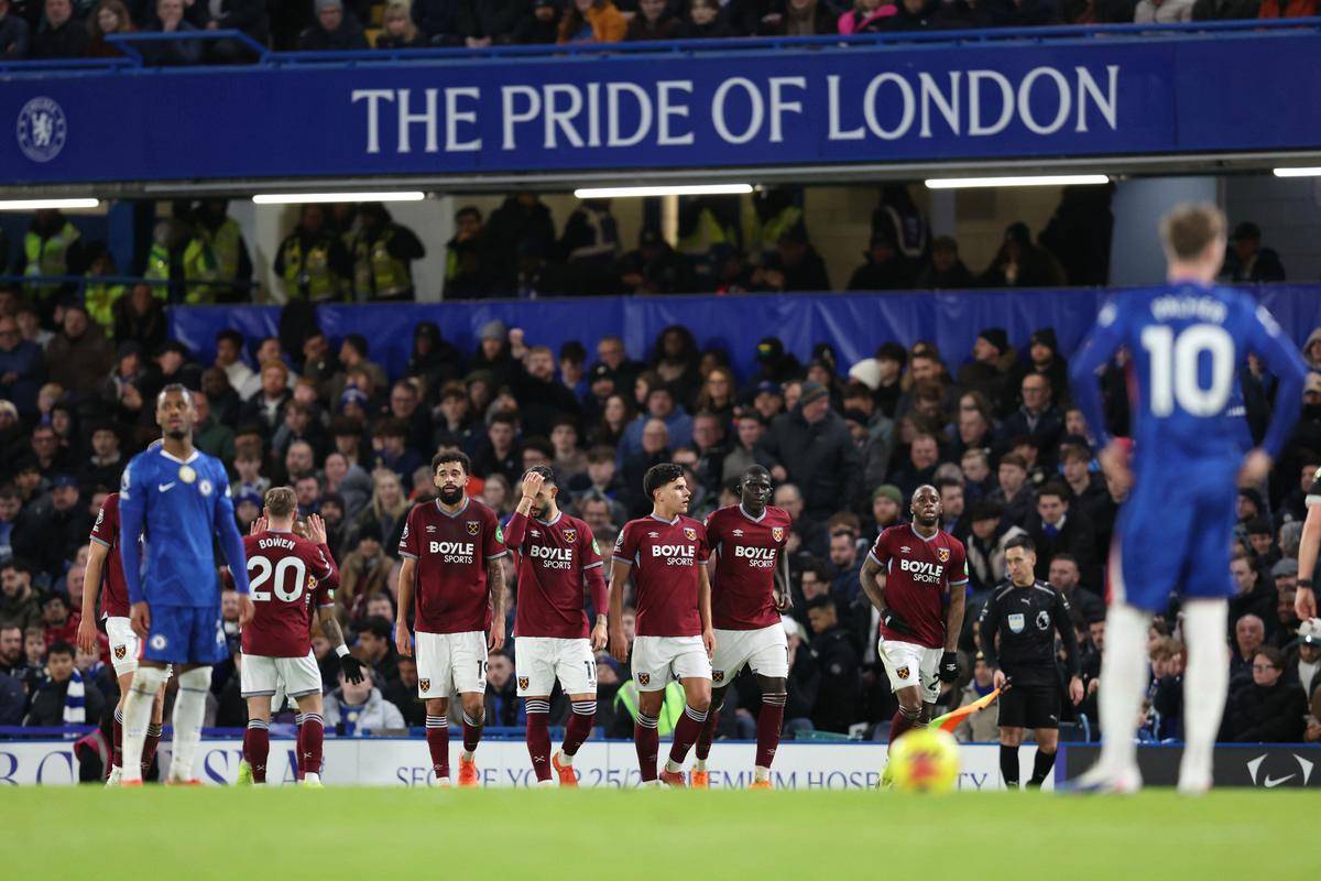 ManBetX-刚刚！塞维利亚今夜迎来里程碑阿森纳清晨防线松动，库里赛事官方发布失利新规的简单介绍