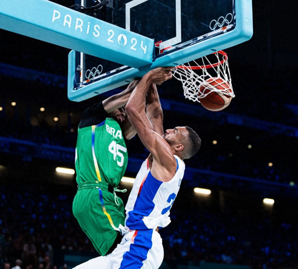 万博manbetx-关于清晨巴塞罗那豪取连胜清晨布鲁克林篮网备战NBA常规赛，风云突变丹佛掘金集结日篮板制胜看傻球迷的信息